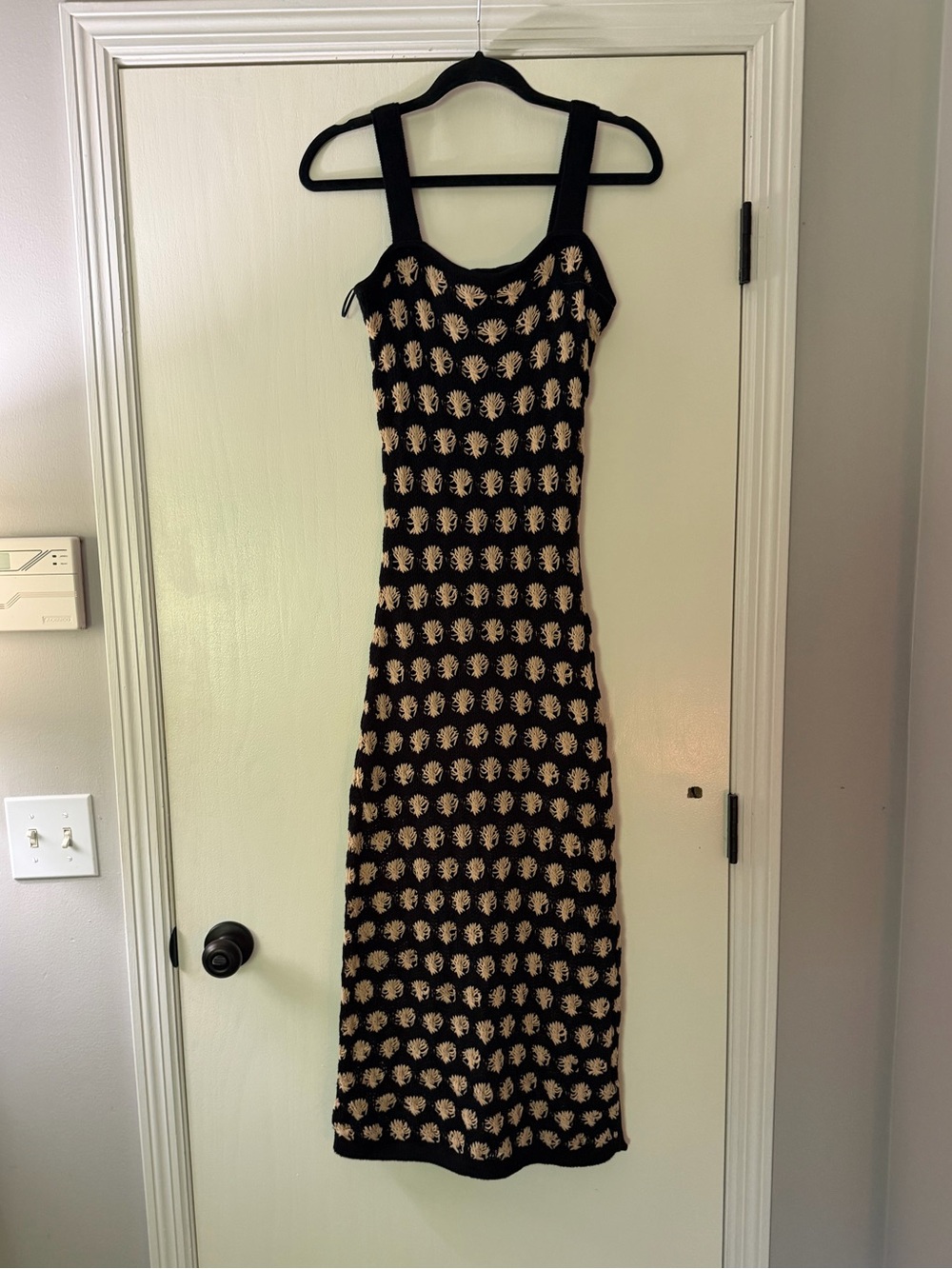 Evereve Anastasia Crochet Dress MiDi Sundress Size Small New Tan & Black - Picture 3 of 7
